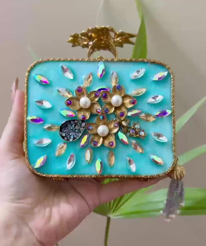 Turkish Style Luxury Handcrafted Clutch – Floral Embellished Square Bag with Beaded Tassel
