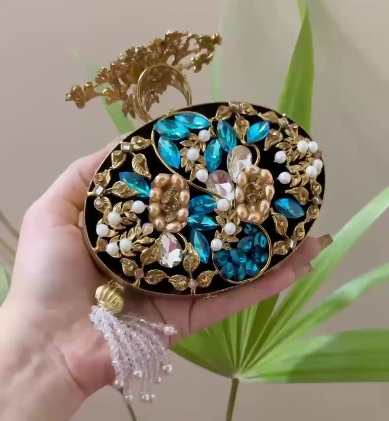 Turkish Handmade Crystal Clutch Bag for Women – Elegant Evening Purse with Tassel, Gift-Ready Luxury Bag for Weddings &amp; Parties