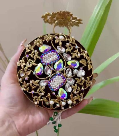 Turkish handmade crystal clutch bag with gold floral design, beaded tassel, and gift-ready packaging. Luxury women’s evening purse perfect for weddings, parties, and special occasions.