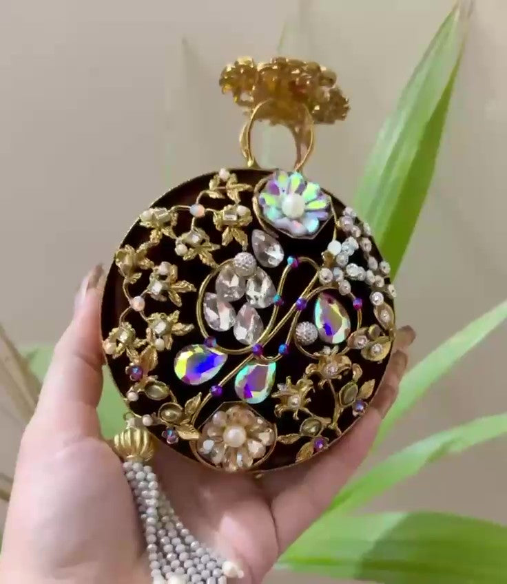 Authentic Turkish Craftsmanship for Women-Compact & Functional-Elegant Evening Purse with Beaded Tassel | Luxury Gift-Ready Bag for Weddings, Parties & Events