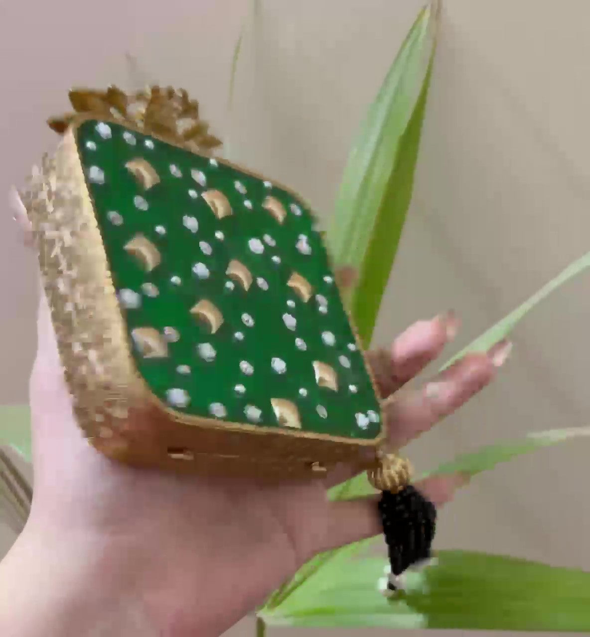 Turkish handmade crystal clutch bag with gold floral design, beaded tassel, and gift-ready packaging. Luxury women’s evening purse perfect for weddings, parties, and special occasions.